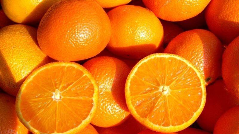 Cam chứa lượng vitamin C dồi dào giúp tăng cường miễn dịch