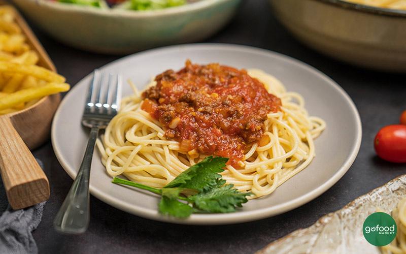 Spaghetti sốt bò bằm